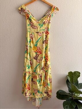 Urban Outfitters Siren Strappy Back Midi Dress size Small Seashell Print